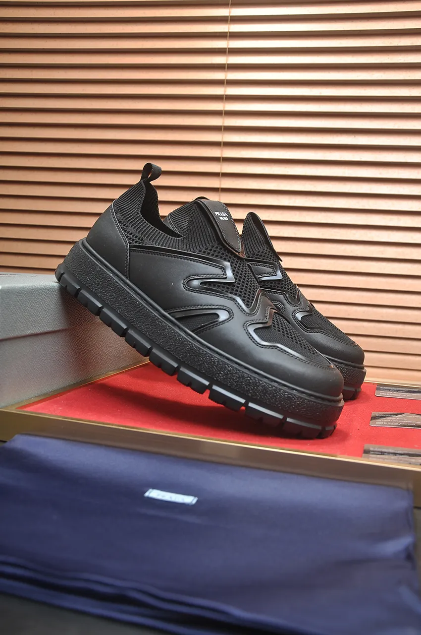Men's shoes 💰620💶【PRADA】Top original, new season, high quality original goods, top imported calfskin with original imported glue, imported cowhide inside with original cowhide feet, original outsole! Quality guaranteed! Code 38-45 (45 customized)